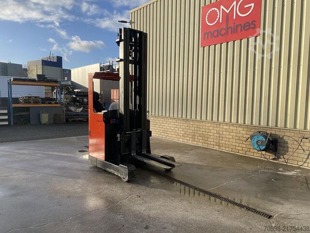 BT RR B2 / 14 Schubmaststapler, Baujahr 1995, Hubhöhe 7 Meter BT RR B2 / 14 Reachtruck, 7 meter