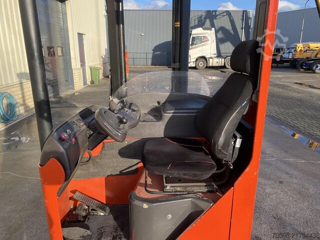 BT RR B2 / 14 Schubmaststapler, Baujahr 1995, Hubhöhe 7 Meter BT RR B2 / 14 Reachtruck, 7 meter