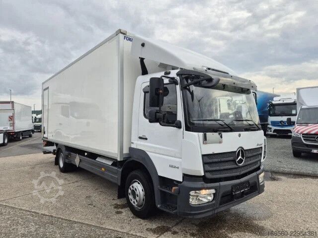Lukket beholder Mercedes-Benz Atego 1224