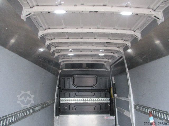 Hög tak skåpbil VOLKSWAGEN Crafter, 35 2.0, L4H2, TÜV 06/2026, spez. Aufbau
