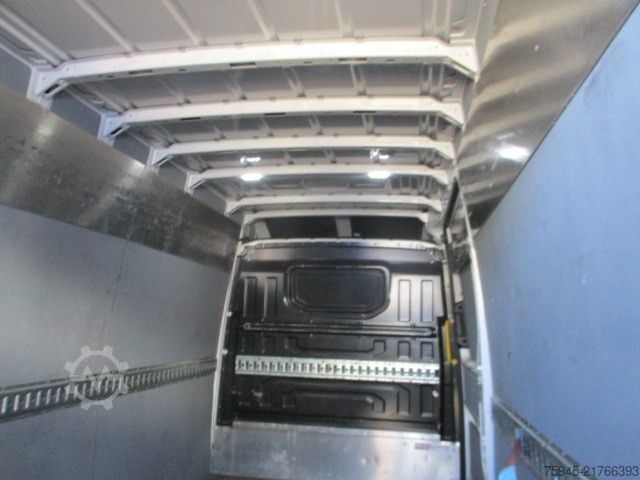 Hög tak skåpbil VOLKSWAGEN Crafter, 35 2.0, L4H2, TÜV 06/2026, spez. Aufbau