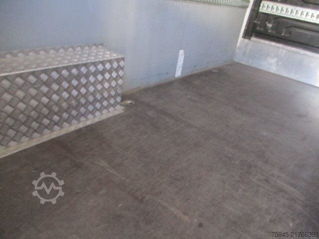 Hög tak skåpbil VOLKSWAGEN Crafter, 35 2.0, L4H2, TÜV 06/2026, spez. Aufbau