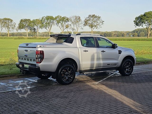 FORD RANGER 2.0 Wildtrack 4x4 Sidesteps Lm-Velgen Trekhaak Leer Navi Xenon Euro6 212Pk! FORD RANGER 2.0 Wildtrack 4x4 Sidesteps Lm-Velgen Tr...