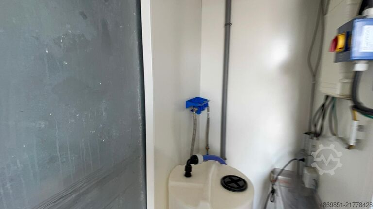 Werkstattcontainer  Büro Office Werkstatt Container 8m