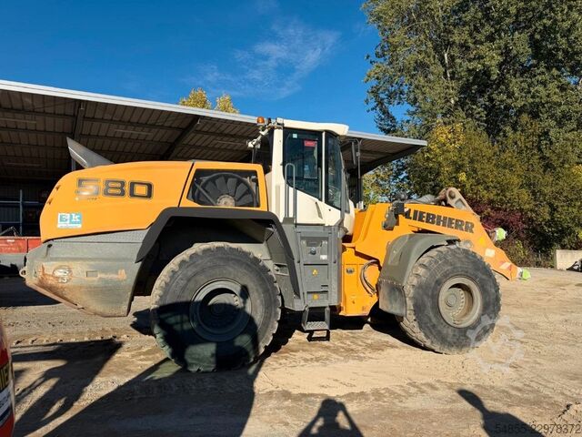 Chargeuse sur pneus LIEBHERR L580 X power