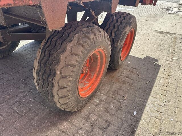 Atrelado da plataforma Balenwagen