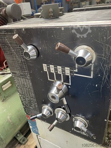 Horizontale draaibank CELTIC 14 Mondiale NORDIC 15