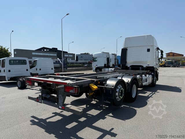 Platós teherautók iveco stralis as260s42