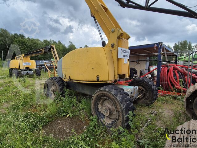 Knikarmhoogwerker Haulotte HA 260 PX