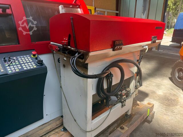 Automatický soustruh ESCO EC08