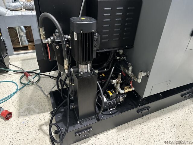 Machining centar sa 3 ose Hurco VMX 30