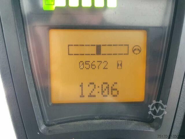 Targonca Linde E18 - 01 / Triplex: 4.50m! / SS / nur 5.672h!