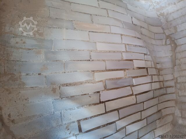 KOGELMOLEN, MALENDE MOLEN