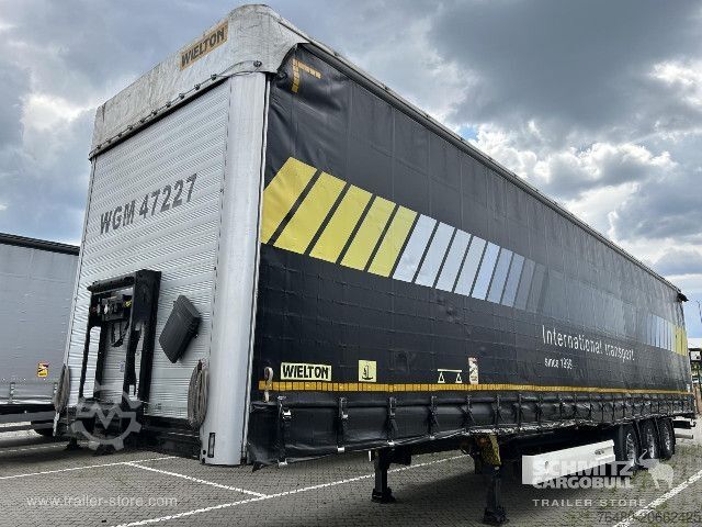 Open oplegger met zeil Wielton Schiebeplane Mega