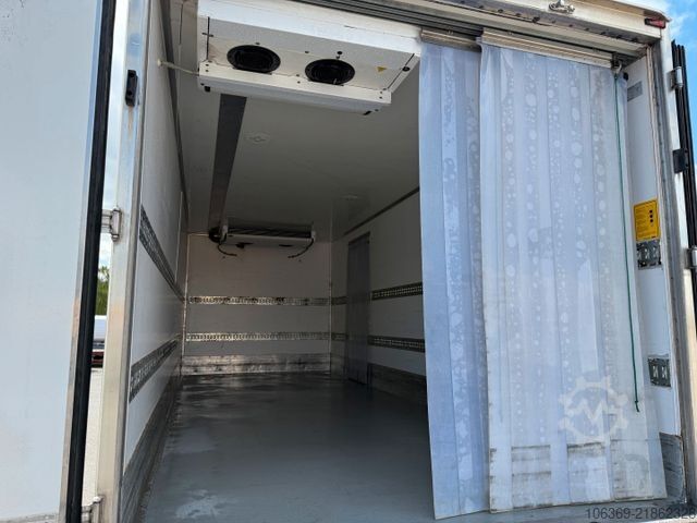 Kühlkoffer-LKW IVECO EuroCargo 180E320 4x2 Carrier Supra 850 Silent