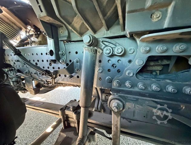 Standardowy ciągnik siodłowy MERCEDES-BENZ Actros 1845 LEAF - AIR PTO + HYDRAULICS TOP COND