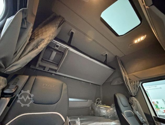 Caminhão frigorífico DAF XG+ 530 FAR 6X2 50 CC COMI CARRIER TRS ICELAND 2