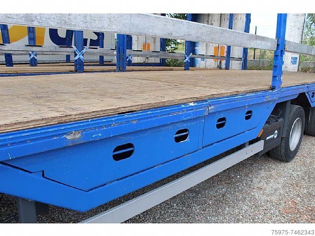 Mașini de construcții cu încărcător jos Meusburger semirimorchio centinato ribassato buche usato