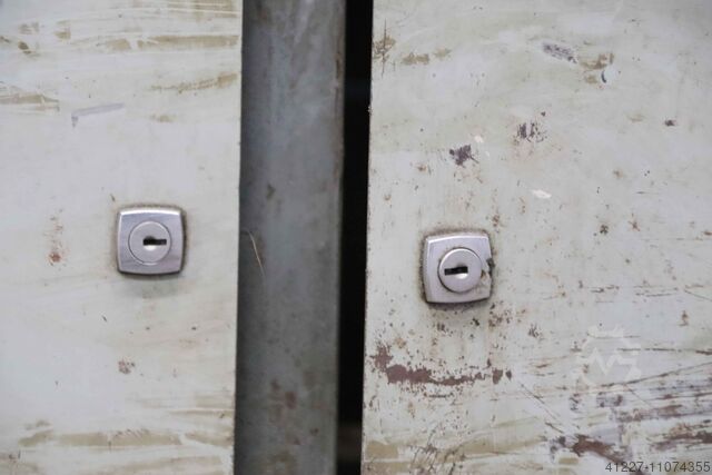 Werkbank unbekannt 1255/595/H850 mm