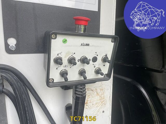 Platforma de ridicare Renault Master Hoogtewerker