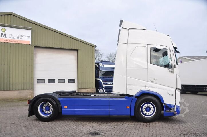 Standaard-SZM Volvo FH 460 4x2 2023 iShift iParkCool VDS