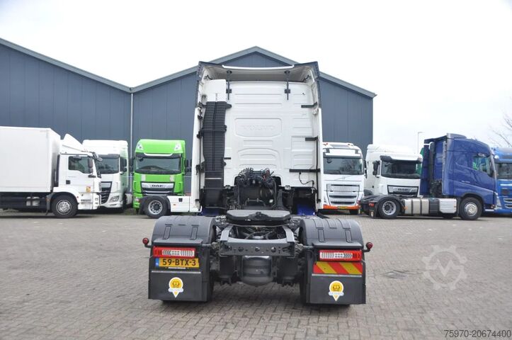 Standaard-SZM Volvo FH 460 4x2 2023 iShift iParkCool VDS