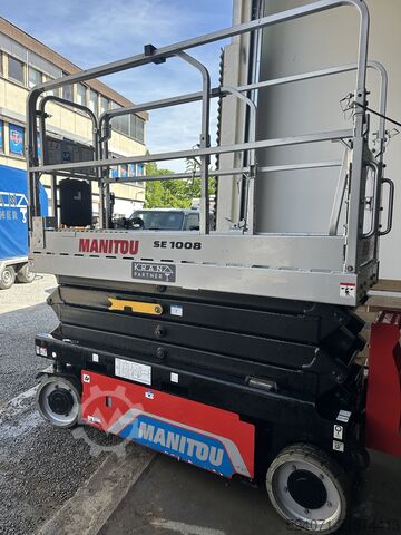 Schaarhoogwerker met 10 m werkhoogte Manituo SE 1008