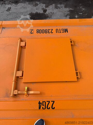 Cisternový kontejner  20DV Tankcontainer mit 25700L Kessel
