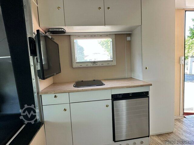 Βαν Mercedes-Benz Atego 1229 4-5 Pferde Wohnung