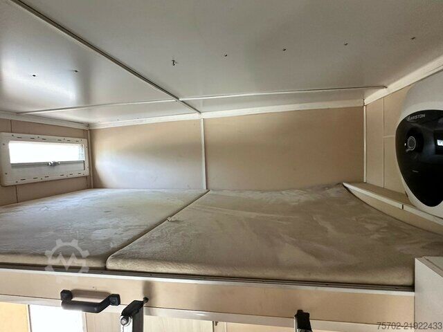 Βαν Mercedes-Benz Atego 1229 4-5 Pferde Wohnung