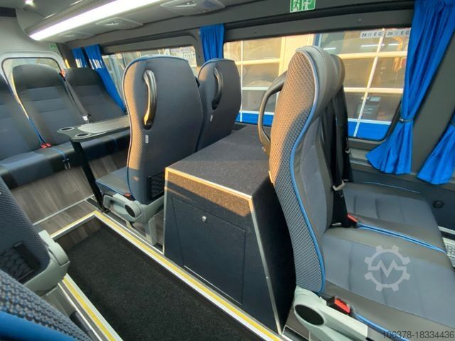 Minibus MERCEDES-BENZ Sprinter Altas Tourline Sitzplätze 13 +1 +1