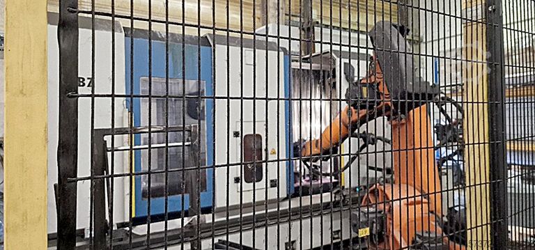 Travelling Column Machining Center AXA DBZ 700