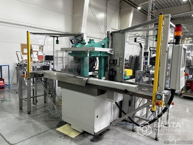 Wtryskarka pionowa Arburg 375 V 500 - 100 Schiebetisch (2015, tylko 19.718 godzin pracy) Arburg 375 V 500 - 100 Schiebetisch