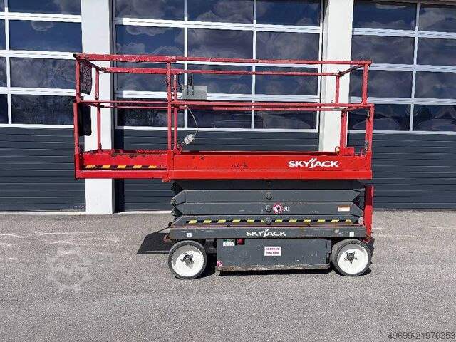 Ollós emelő SkyJack SJ 3226 9,90m Scherenarbeitsbühne *Akku NEU*