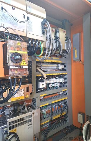 Vertikales Bearbeitungszentrum HURCO VMX 50S