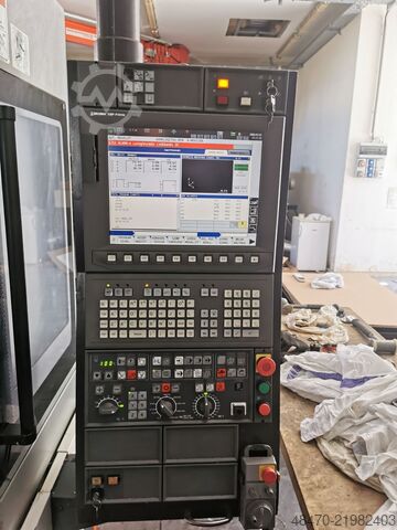 Vertikální obráběcí centrum Okuma MB-66VA/B