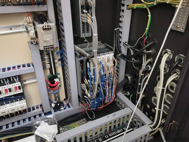 Vertikální obráběcí centrum Okuma MB-66VA/B