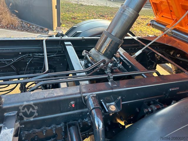 Auto-dizalica montirana na kamionu MAN TGS 18.290 4x2 Kipper KRAN 12m FUNK AHK