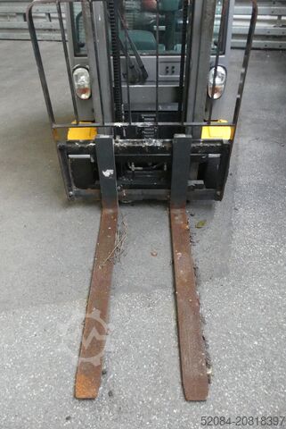 Jungheinrich EFG215 elektrische heftruck Jungheinrich EFG 215