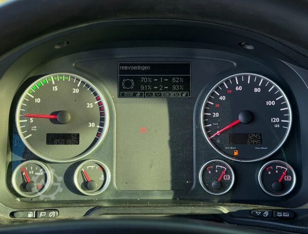 Standard tractor unit MAN TGX 26.440 TWINSTEER 851.000 KM TOP CONDITION HO