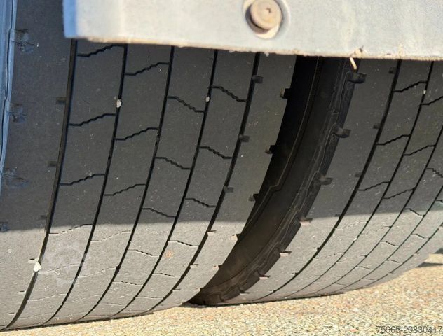 Standard tractor unit MAN TGX 26.440 TWINSTEER 851.000 KM TOP CONDITION HO