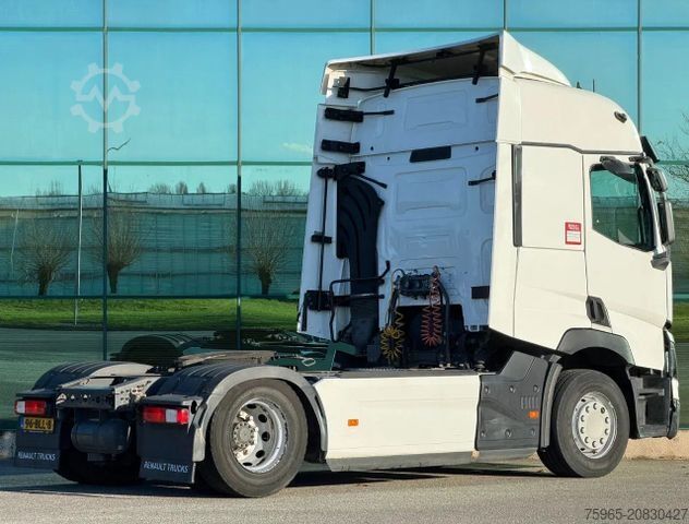 Standard tractor unit RENAULT T460 EURO 6 ONLY 318.000 KM 2X TANKS TOP CONDITI