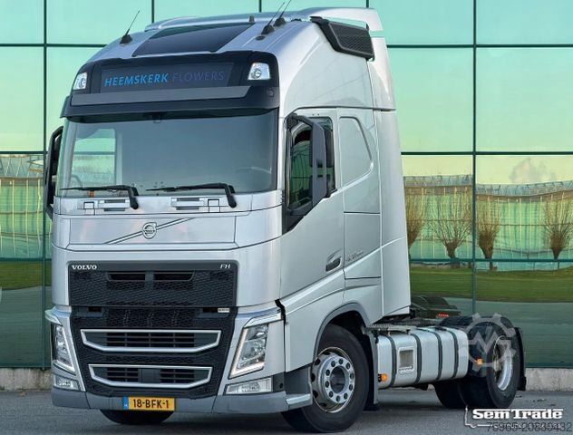 Standard tractor unit VOLVO FH 13.420 EURO 6 ONLY 570.000 KM FULL AIR 2X TAN