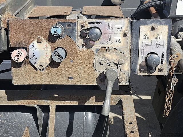 Containertransport D-TEC FT-43-03V MULTI 2X LIFT AXLE