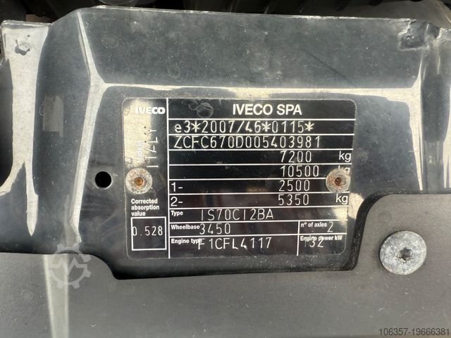 Refrigerator body van IVECO Daily 70C21HA8Thermo King V-300 Kühler-20°