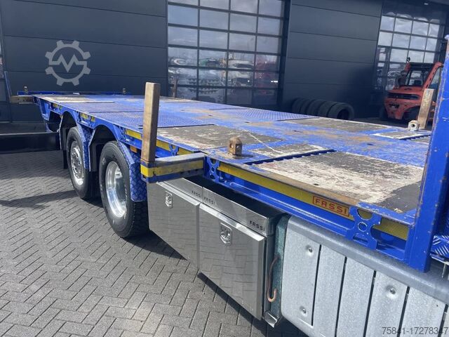 Vrachtwagen met kraan Mercedes-Benz Arocs 3251 AROCS 3251 8x2 FASSI F820RA.2.28