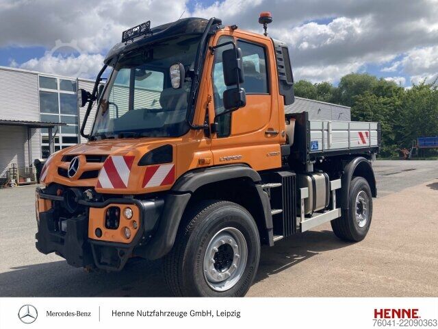 Macchina agricola Mercedes-Benz Unimog U 530