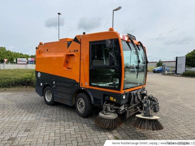 Landmaschine Schmidt Kompaktkehrmaschine Cleango 500