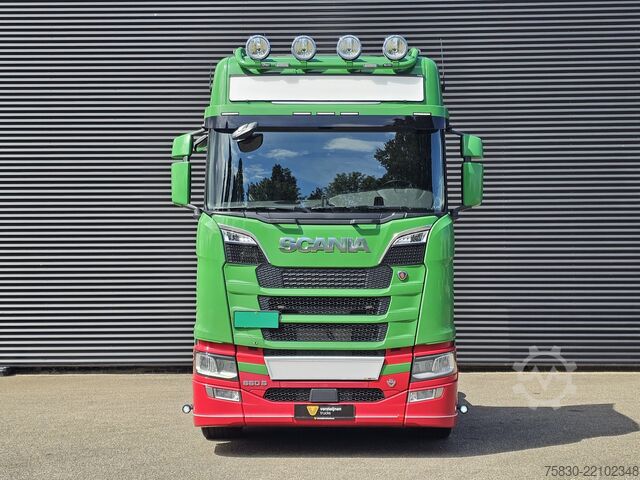 Standard-SZM Scania S660 V8 6X2 BOOGIE / RETARDER / FULL AIR / 2 TANKS