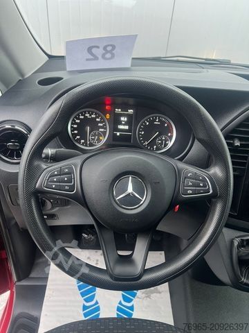 Panelová dodávka MERCEDES-BENZ Vito 110 LANG 6G KLIMA TEMPOMAT 2-SITZE SCHRÄNKE